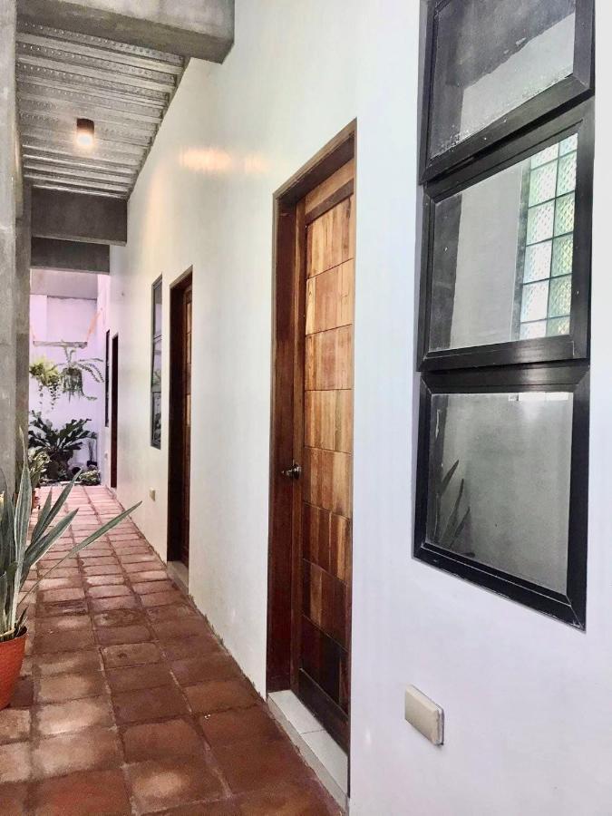Albergue Nord House Laoag Exterior foto